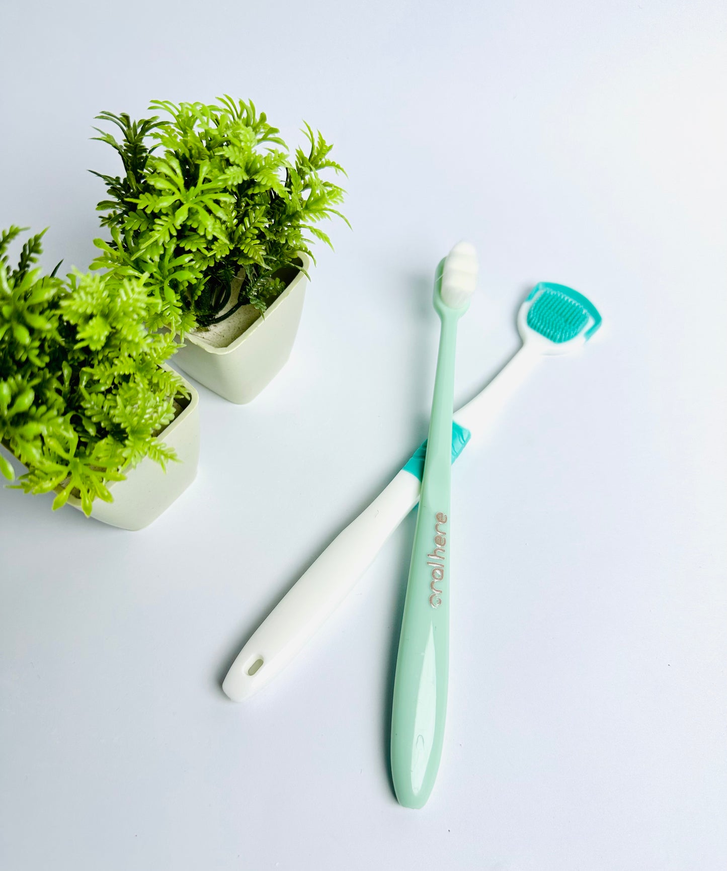 Oral Here 1 pcs Nano Toothbrush With Travel Case + 1 pcs Tongue Cleaner – Gentle Gum & Fresh Breath Care